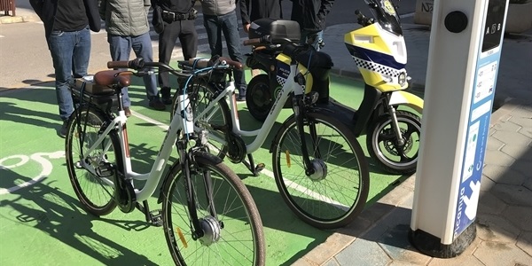Moto i bicicletes elèctriques per als serveis municipals