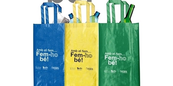 Este dijous 23 fes-te amb el teu set de bosses de reciclatge